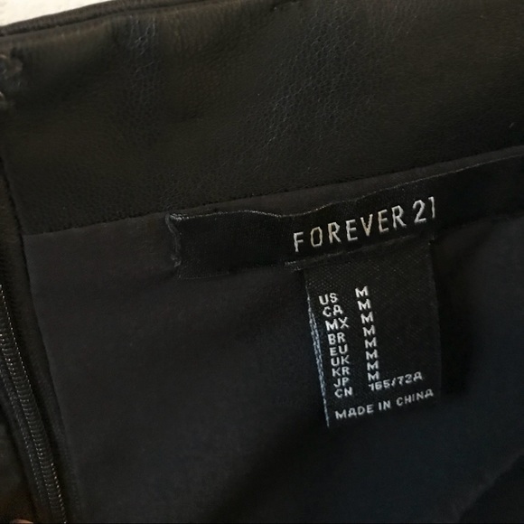 Forever 21 black leather skirt - Picture 2 of 3